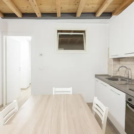 Borgo San Pietro Garden, By Short Holidays Apartman *