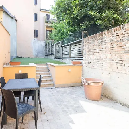 Lägenhet Borgo San Pietro Garden, By Short Holidays Bologna